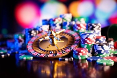 Dragon Tiger card game live dealer